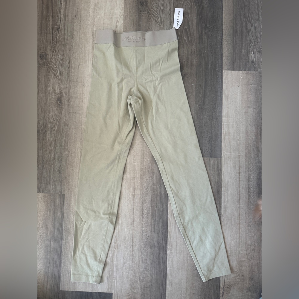 Fear of God ESSENTIALS Olive-Tone High-Rise Leggings